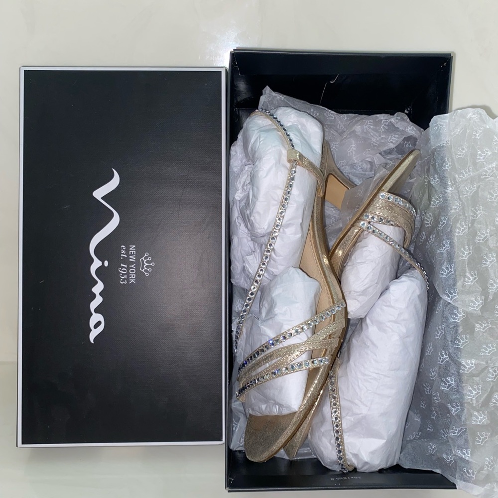 Nina pumps